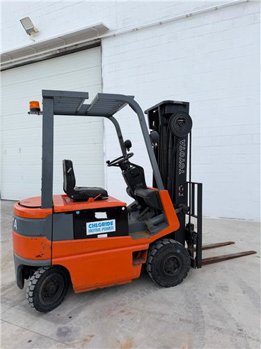 CARRETILLA ELEVADORA